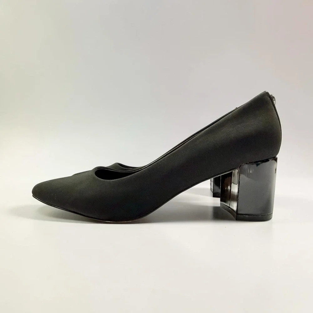 Donald Pliner Stephani Pump Pointed Toe Block Heel Black Fabric Womens 7 M